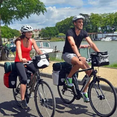 T2 Les Arcades شقة فالنس